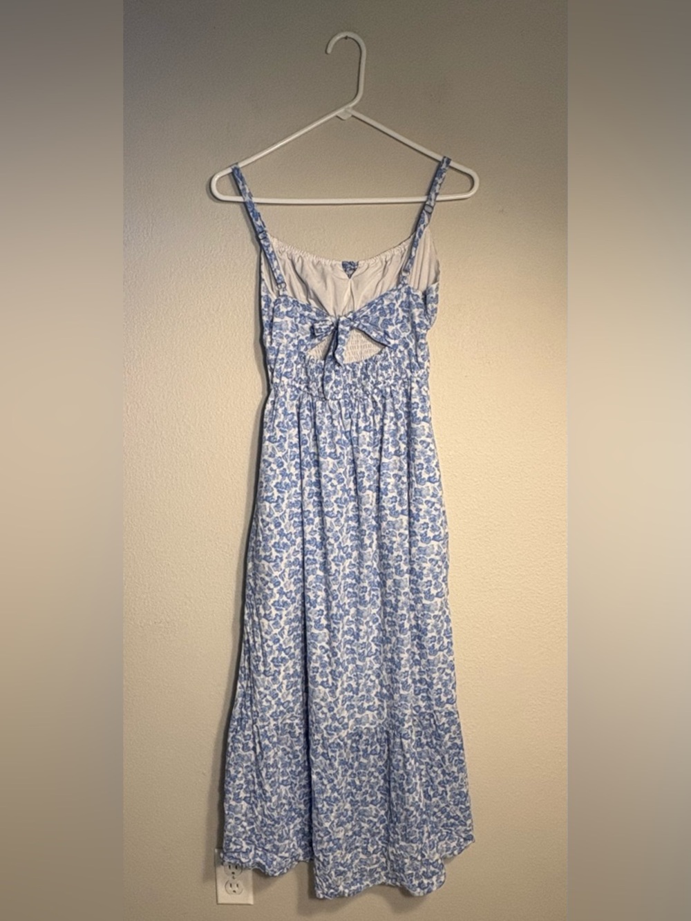 Hollister Blue Floral Smocked Midi Dress Tie Strap Sweetheart Cottagecore XS - Picture 2 of 6